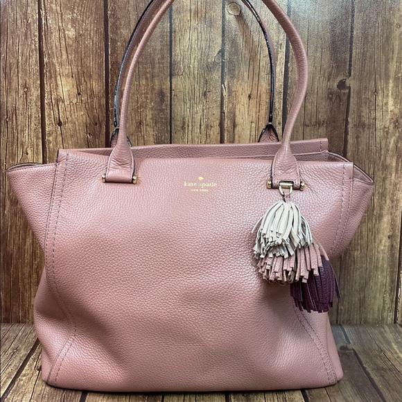 kate spade Handbags - Kate Spade New York Large Margaux Tote with tassel